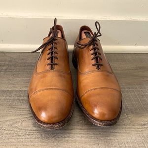 Barely worn Allen Edmonds in excellent condition.